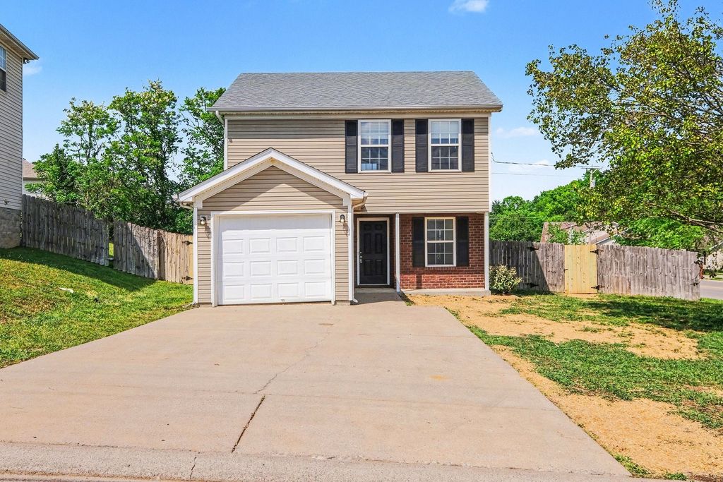 1300 E Nir Shreibman Blvd, La Vergne, TN 37086