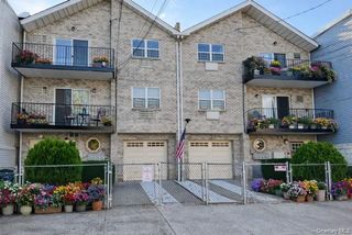 1305 Balcom Avenue, Bronx, NY 10461