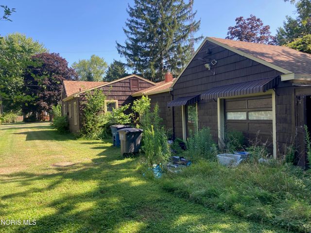 5815 Carnation Drive, Toledo, OH 43615