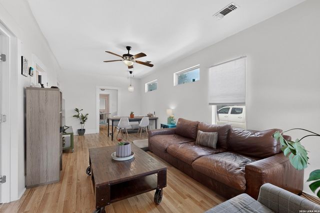 646 Canton, San Antonio, TX 78202