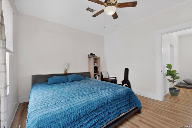 646 Canton, San Antonio, TX 78202