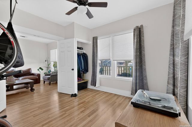 646 Canton, San Antonio, TX 78202