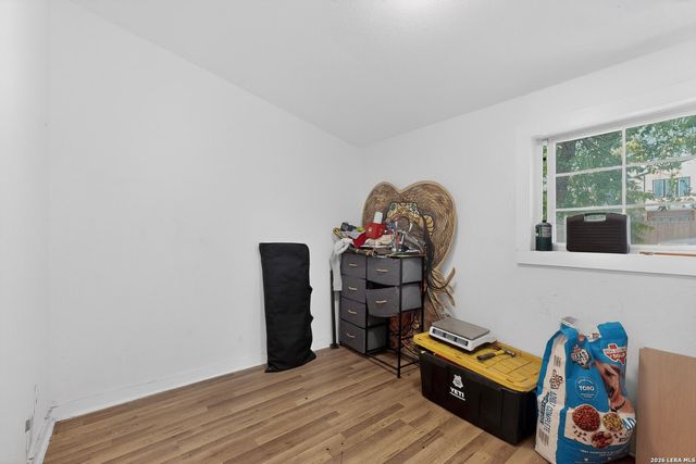 646 Canton, San Antonio, TX 78202