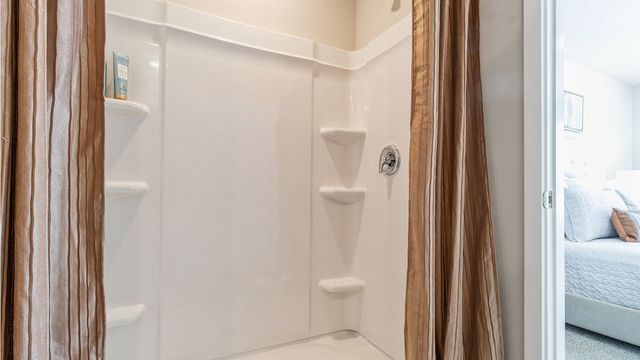 5111 168th Street, Urbandale, IA 50322