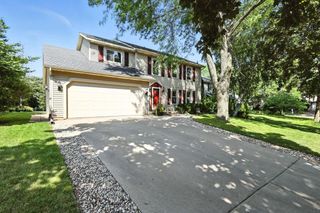 6 Oak Glen Court, Madison, WI 53717