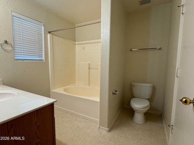 4209 S SAWMILL Road, Gilbert, AZ 85297