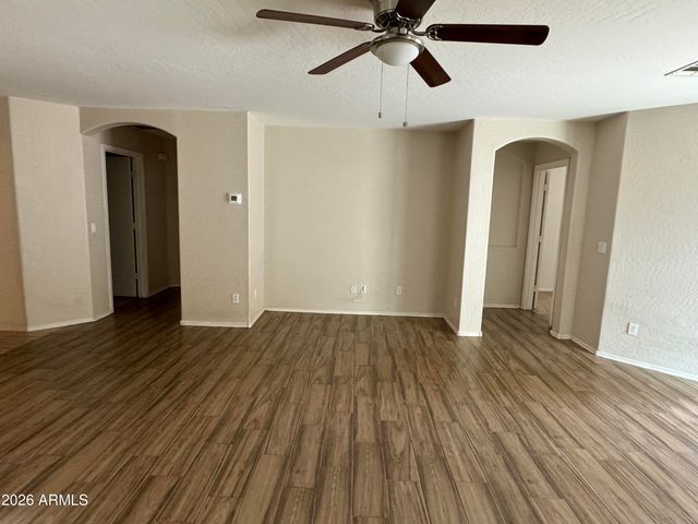 4209 S SAWMILL Road, Gilbert, AZ 85297