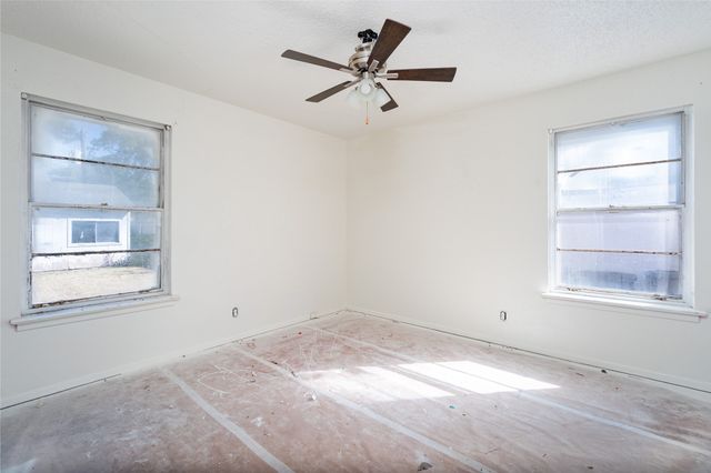 2823 San Marcus Avenue, Dallas, TX 75228