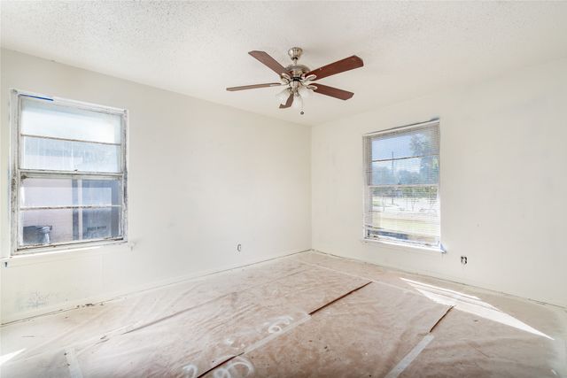 2823 San Marcus Avenue, Dallas, TX 75228
