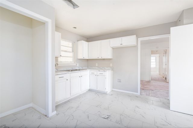 2823 San Marcus Avenue, Dallas, TX 75228