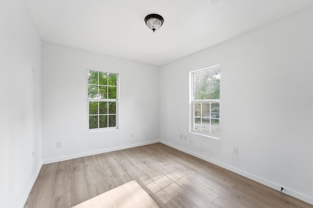 8038 Record Street B, Houston, TX 77028