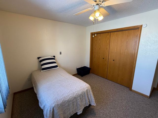 1501 3rd St SW Apt 216, Waverly, IA 50677