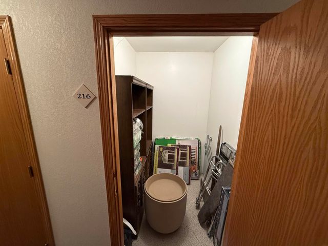 1501 3rd St SW Apt 216, Waverly, IA 50677