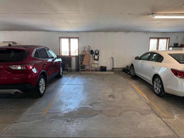 1501 3rd St SW Apt 216, Waverly, IA 50677