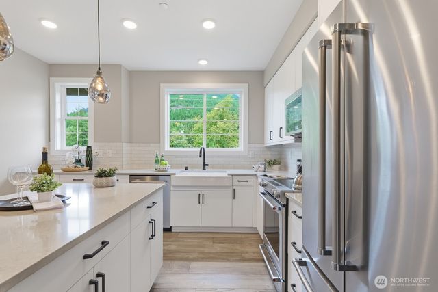 1906 SE 12th Street, North Bend, WA 98045