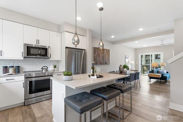 1906 SE 12th Street, North Bend, WA 98045