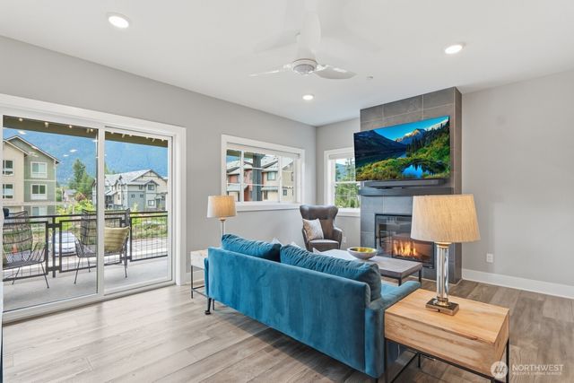 1906 SE 12th Street, North Bend, WA 98045