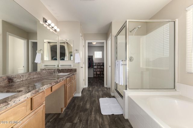 7670 W SANDS Drive, Peoria, AZ 85383