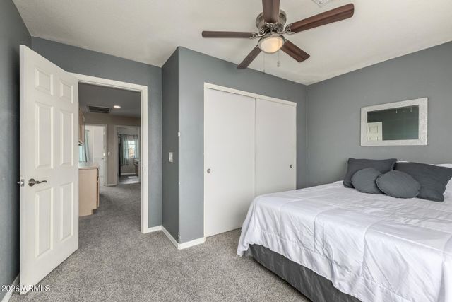 7670 W SANDS Drive, Peoria, AZ 85383