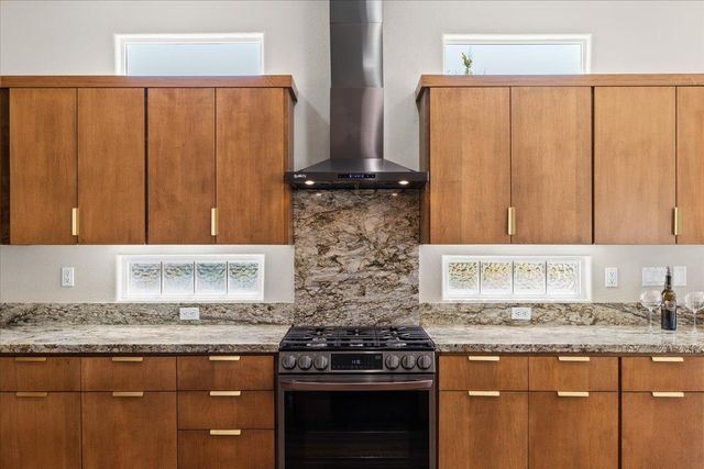 187 Quail Meadow Ln, Copperopolis, CA 95228