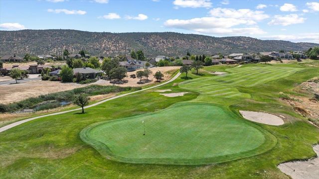 187 Quail Meadow Ln, Copperopolis, CA 95228