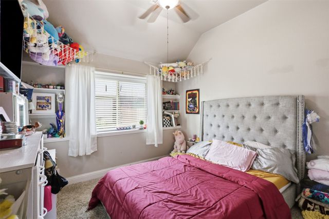 5003 Spruce Street, Krum, TX 76249