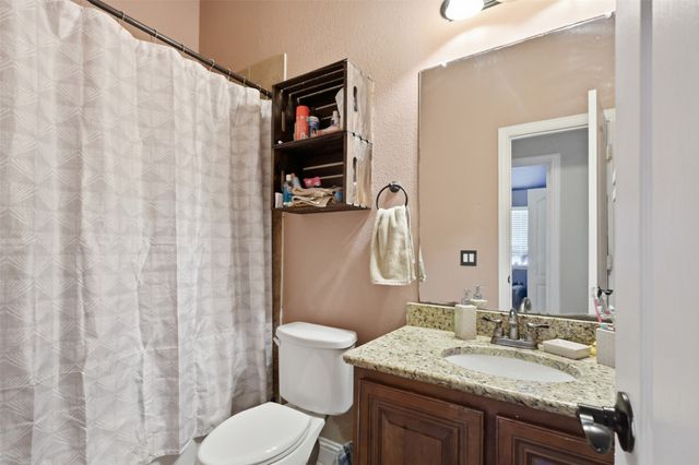 5003 Spruce Street, Krum, TX 76249