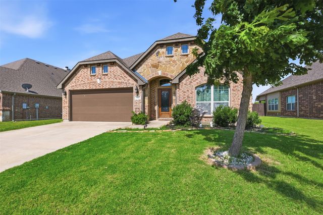 5003 Spruce Street, Krum, TX 76249