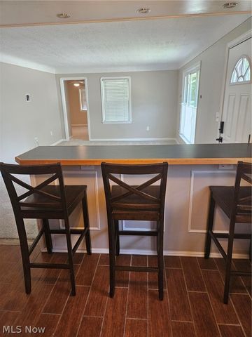 14 Thames Avenue, Bedford, OH 44146