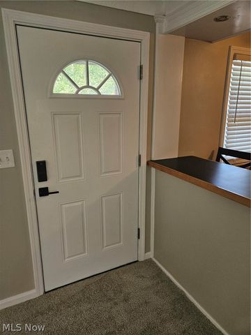 14 Thames Avenue, Bedford, OH 44146