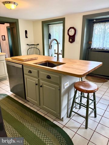 430 S MAIN ST, Quakertown, PA 18951
