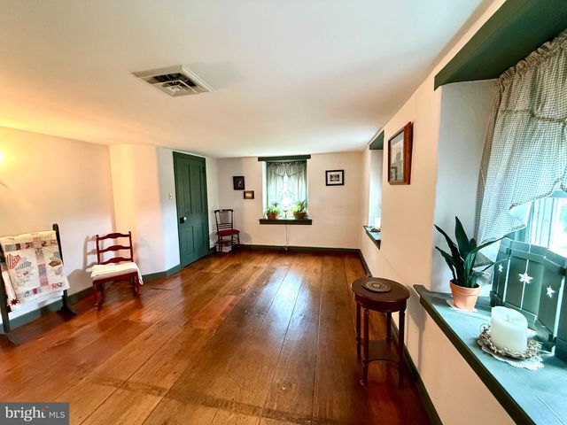 430 S MAIN ST, Quakertown, PA 18951