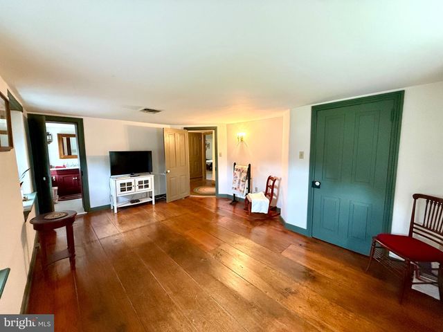 430 S MAIN ST, Quakertown, PA 18951