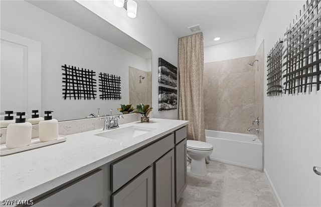 27876 Radiant CT, Bonita Springs, FL 34135