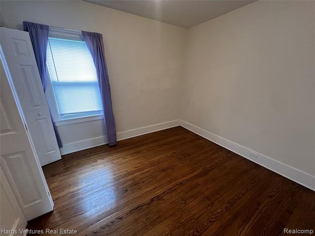 21344 Seminole Street, Southfield, MI 48033