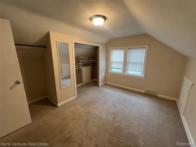 21344 Seminole Street, Southfield, MI 48033
