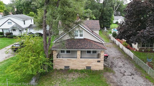 21344 Seminole Street, Southfield, MI 48033