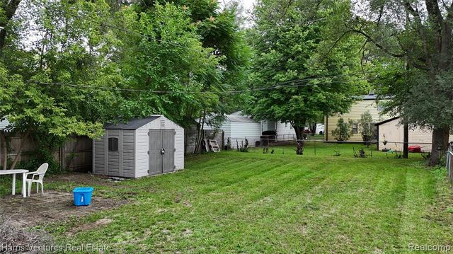 21344 Seminole Street, Southfield, MI 48033