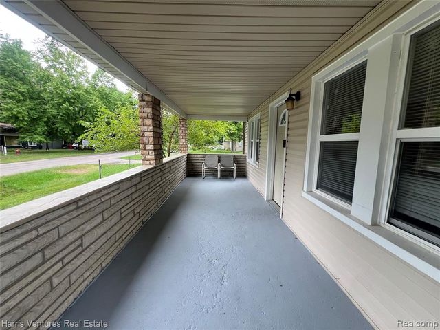 21344 Seminole Street, Southfield, MI 48033