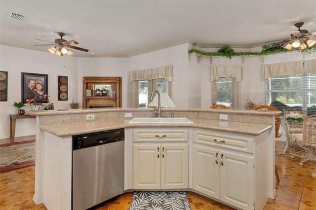 8921 W WAUCHULA DRIVE, Crystal River, FL 34428