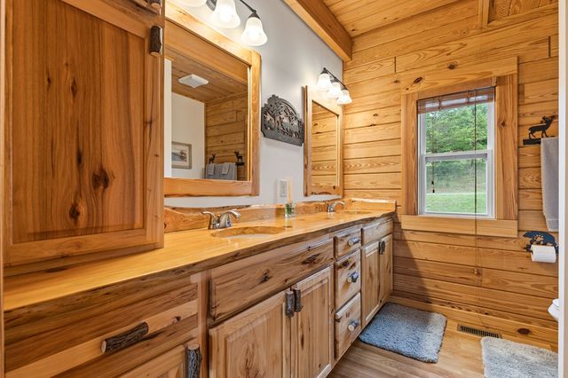 325 Emelia Drive, Morganton, GA 30560