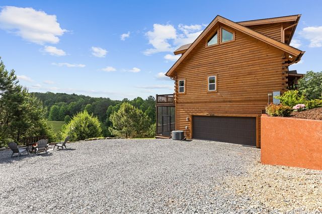 325 Emelia Drive, Morganton, GA 30560