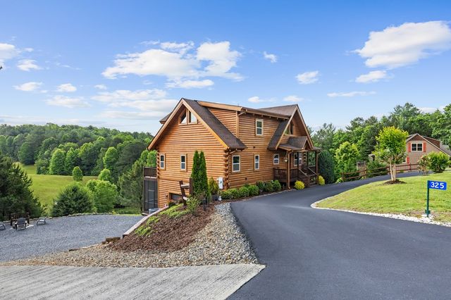 325 Emelia Drive, Morganton, GA 30560