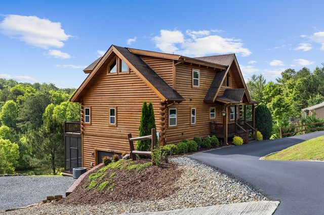 325 Emelia Drive, Morganton, GA 30560