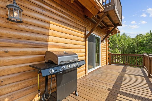 325 Emelia Drive, Morganton, GA 30560