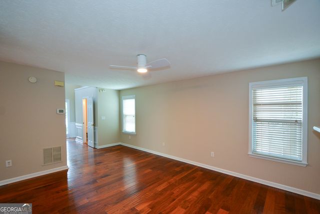 1045 Winthrope Chase Drive, Alpharetta, GA 30009