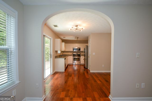 1045 Winthrope Chase Drive, Alpharetta, GA 30009