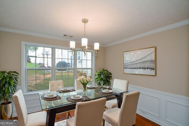 1045 Winthrope Chase Drive, Alpharetta, GA 30009