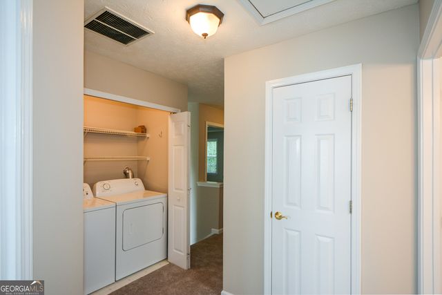 1045 Winthrope Chase Drive, Alpharetta, GA 30009