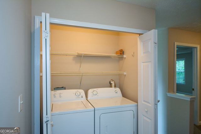 1045 Winthrope Chase Drive, Alpharetta, GA 30009